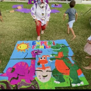 FIESTA DINO 2